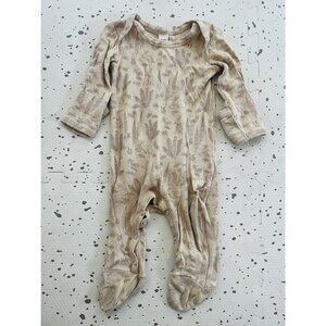 Kate Quinn Organic Footsie; Neutral Wildlife Print